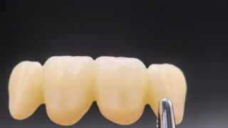 Audental 4D Master Cyrkonia