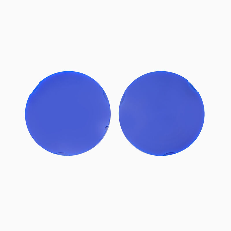 Wosk dentystyczny w dyskach w wielu kolorach: niebieski, zielony, biały, zaprojektowany do czystego wypalania i umożliwiający łatwą wizualizację morfologii zgryzowej